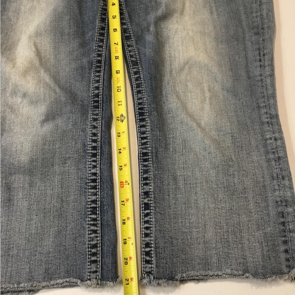Vintage Miss Me Blue Embellished Easy Capri Cut Jeans size 34 x 20 1/2 - Picture 11 of 11